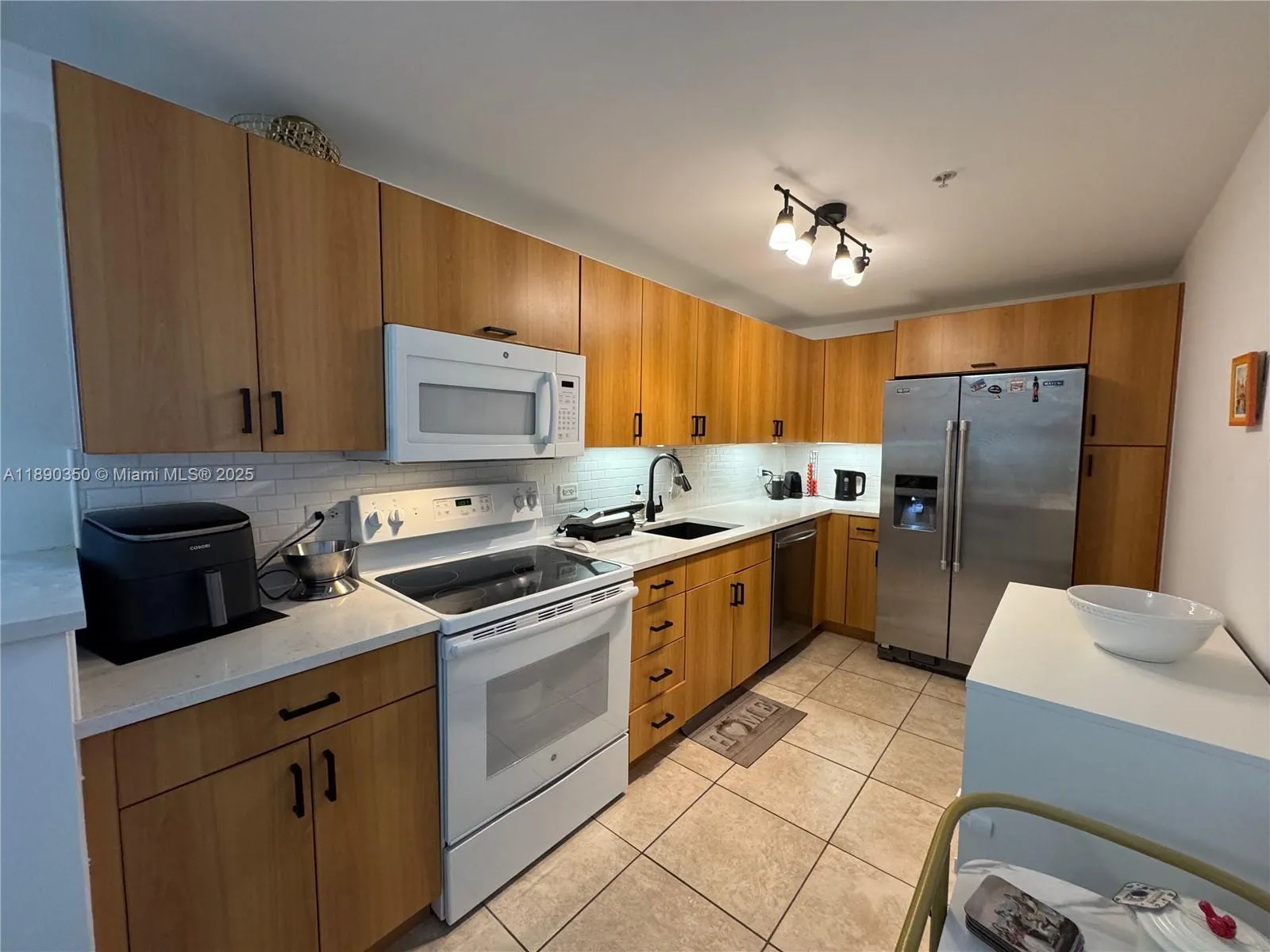 7501 E Treasure Dr, #7L