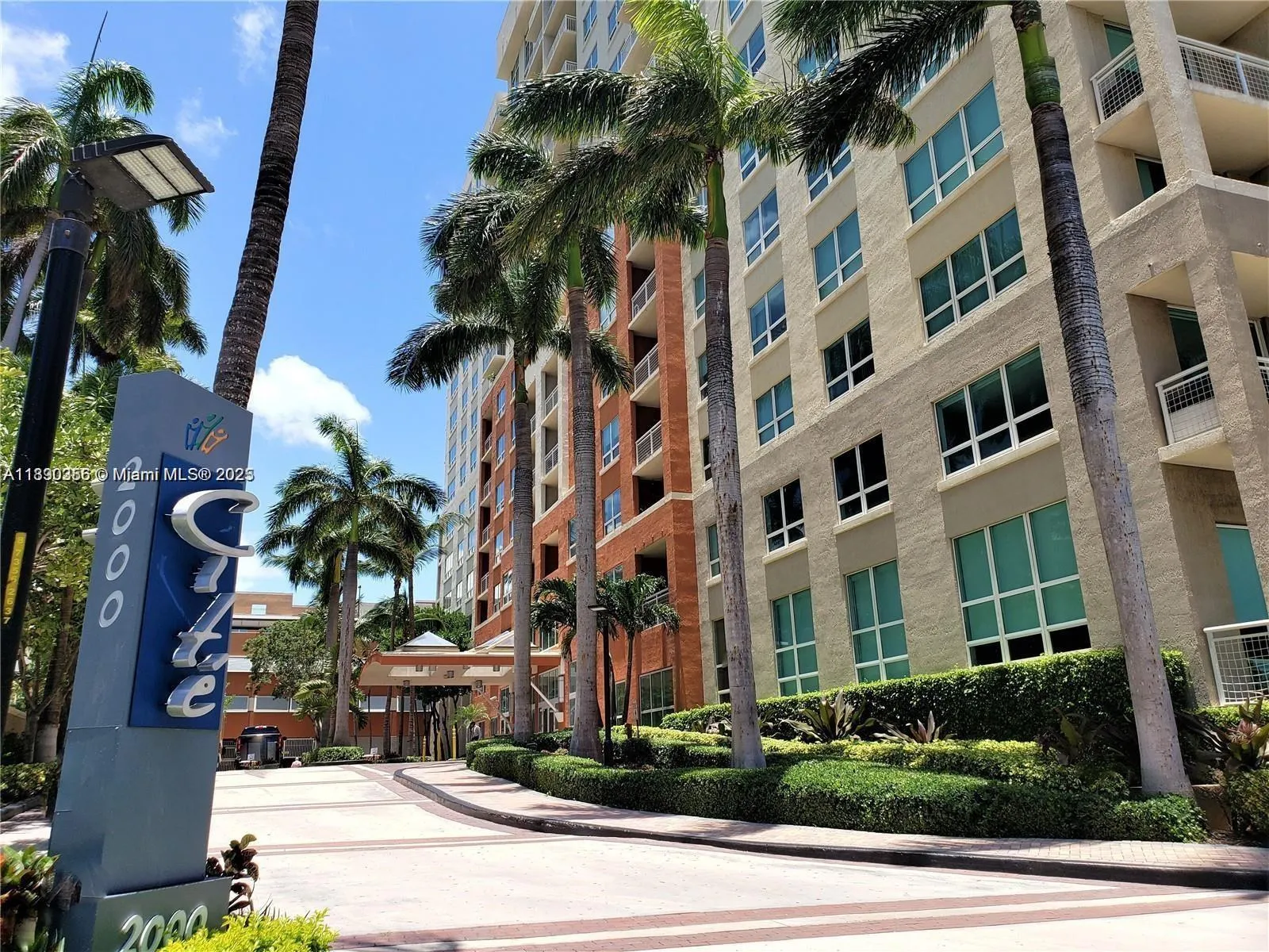 2001 Biscayne Blvd, #2419