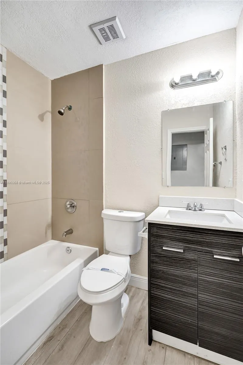 2731 NW 1st St, #3