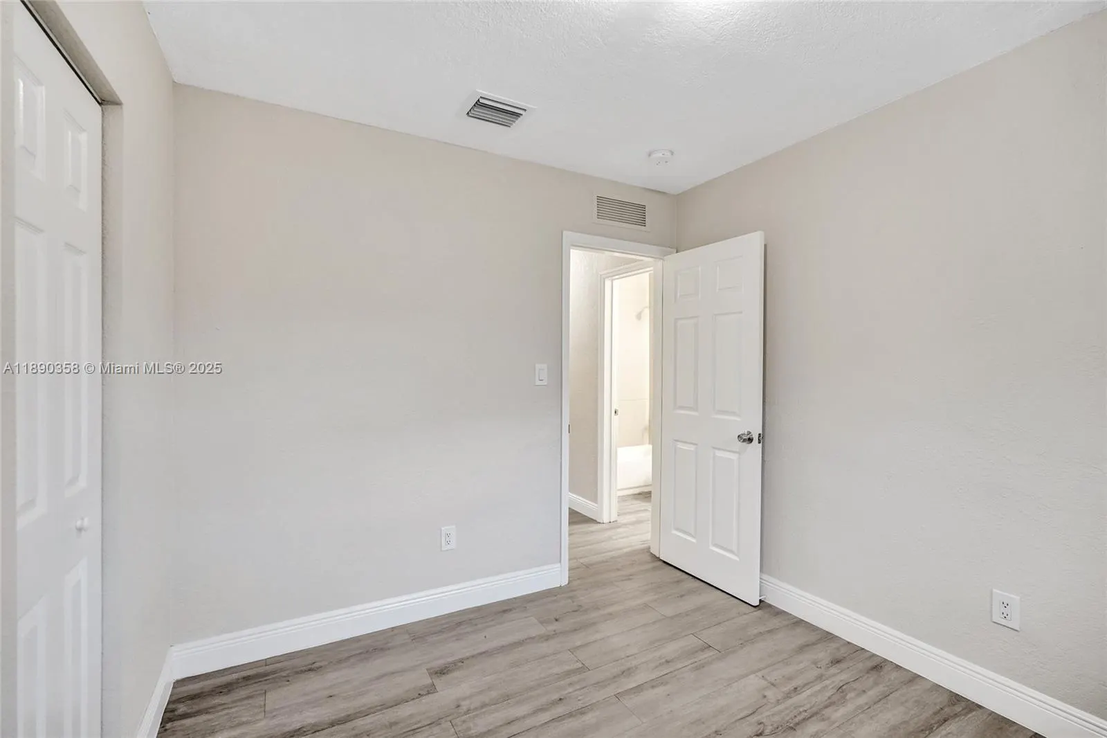 2731 NW 1st St, #3