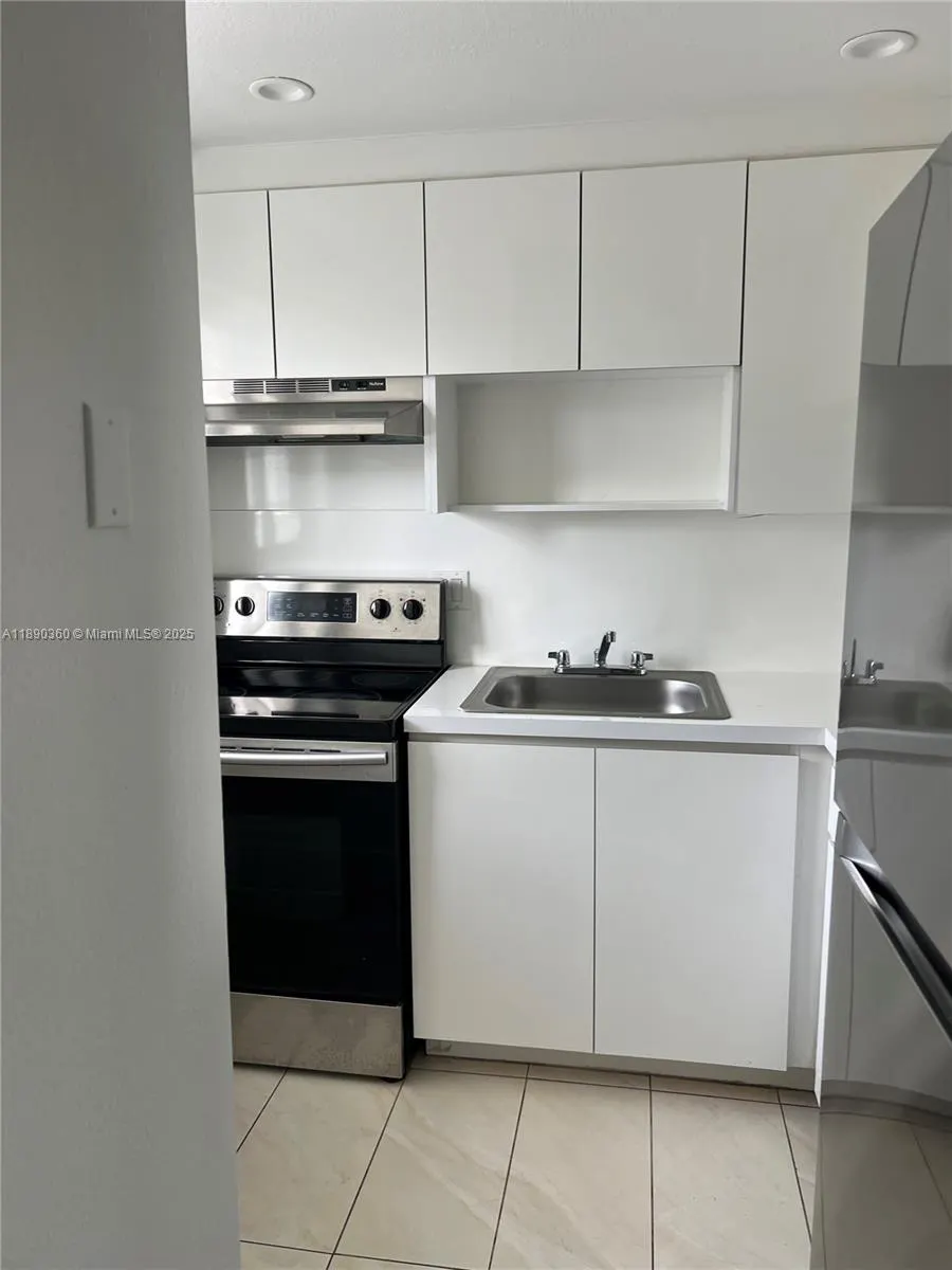 395 NE 21st St, #505