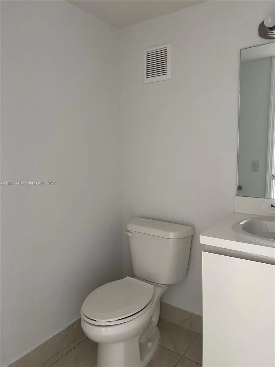 395 NE 21st St, #505