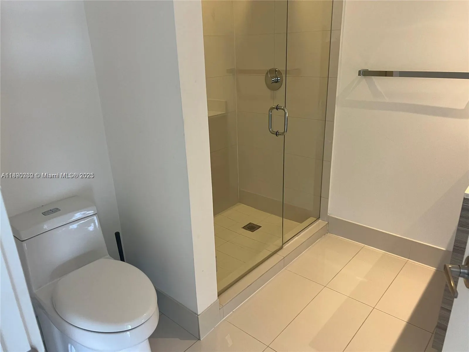 121 NE 34th St, #1610