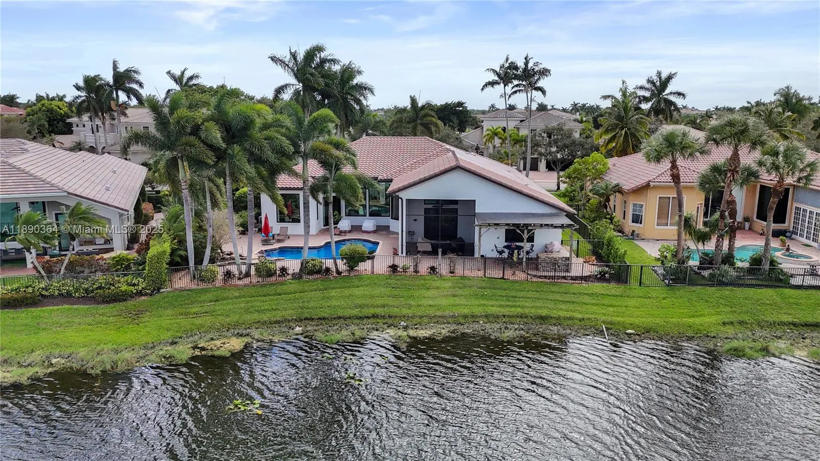 11807 NW 69th Pl