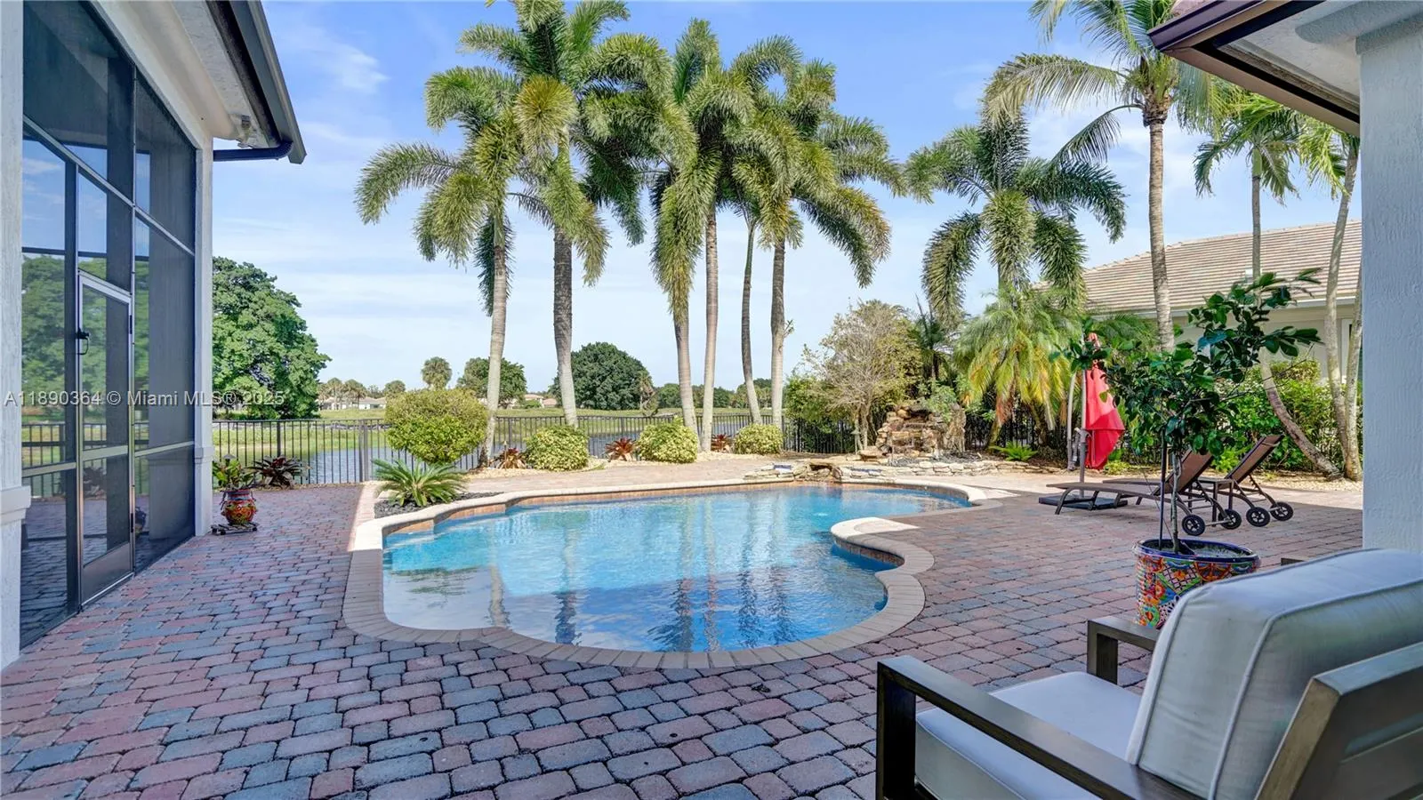 11807 NW 69th Pl