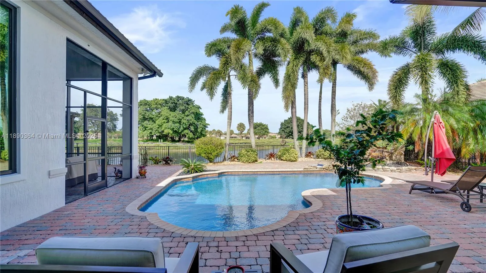 11807 NW 69th Pl
