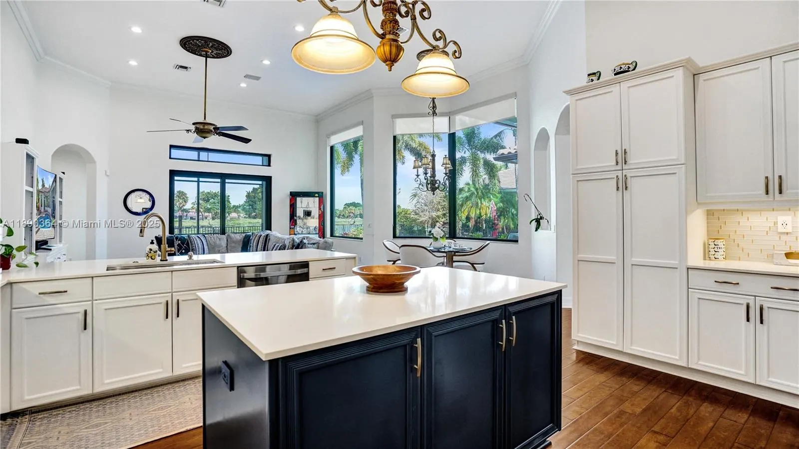 11807 NW 69th Pl