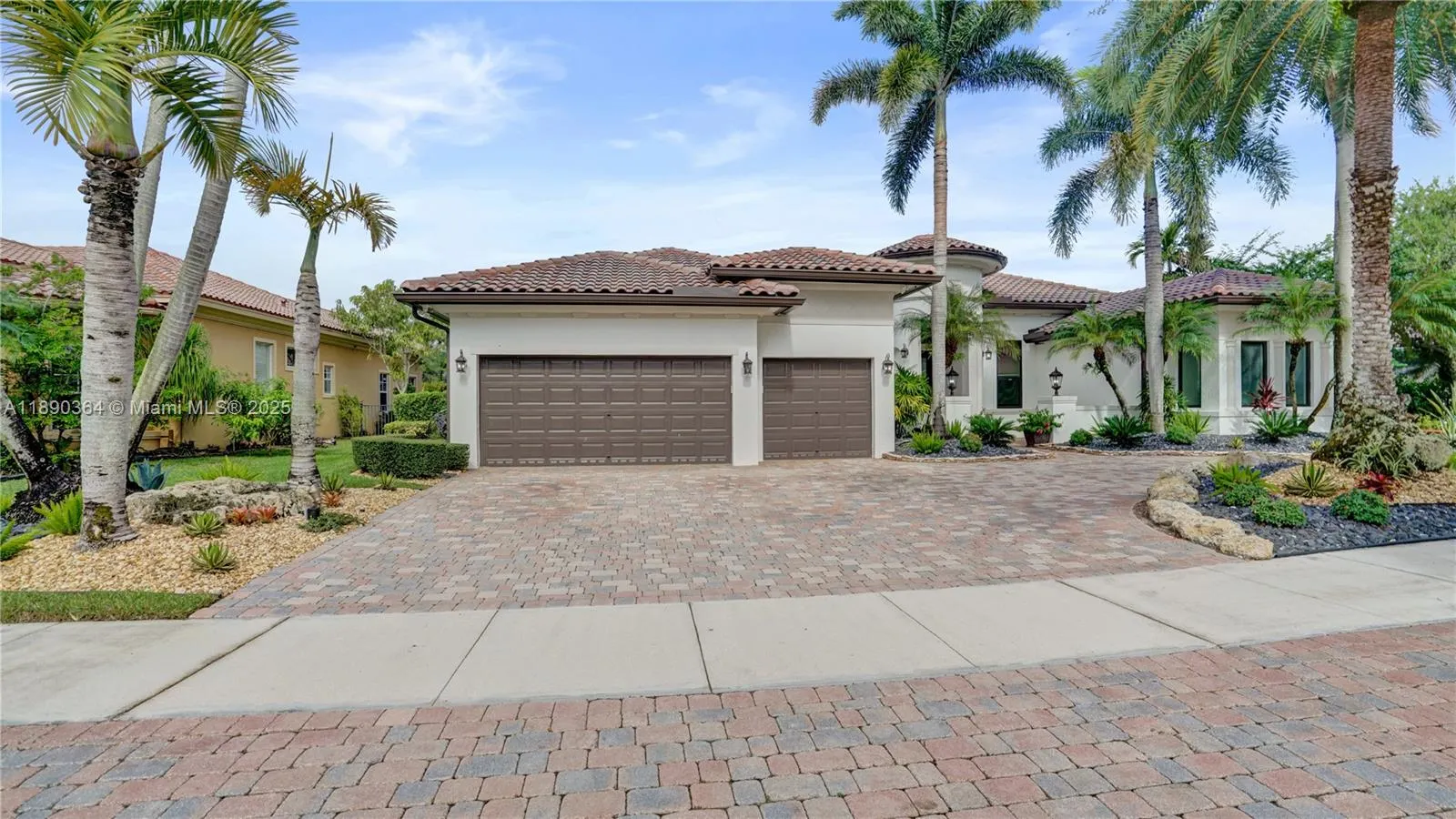 11807 NW 69th Pl