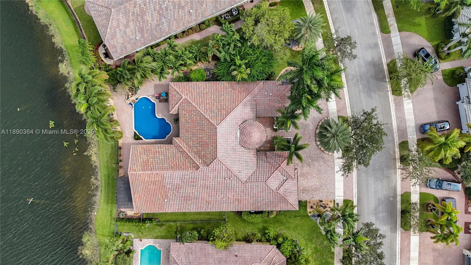 11807 NW 69th Pl