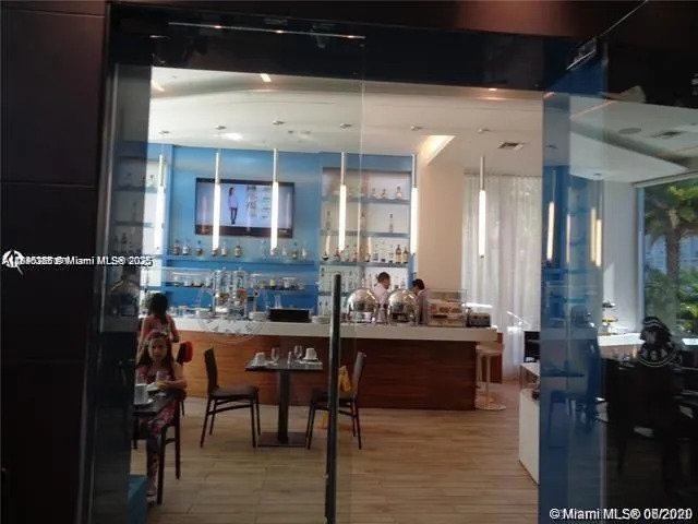 2600 E Hallandale Beach Blvd, #T301