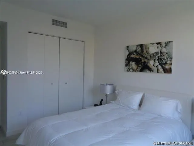 2600 E Hallandale Beach Blvd, #T301