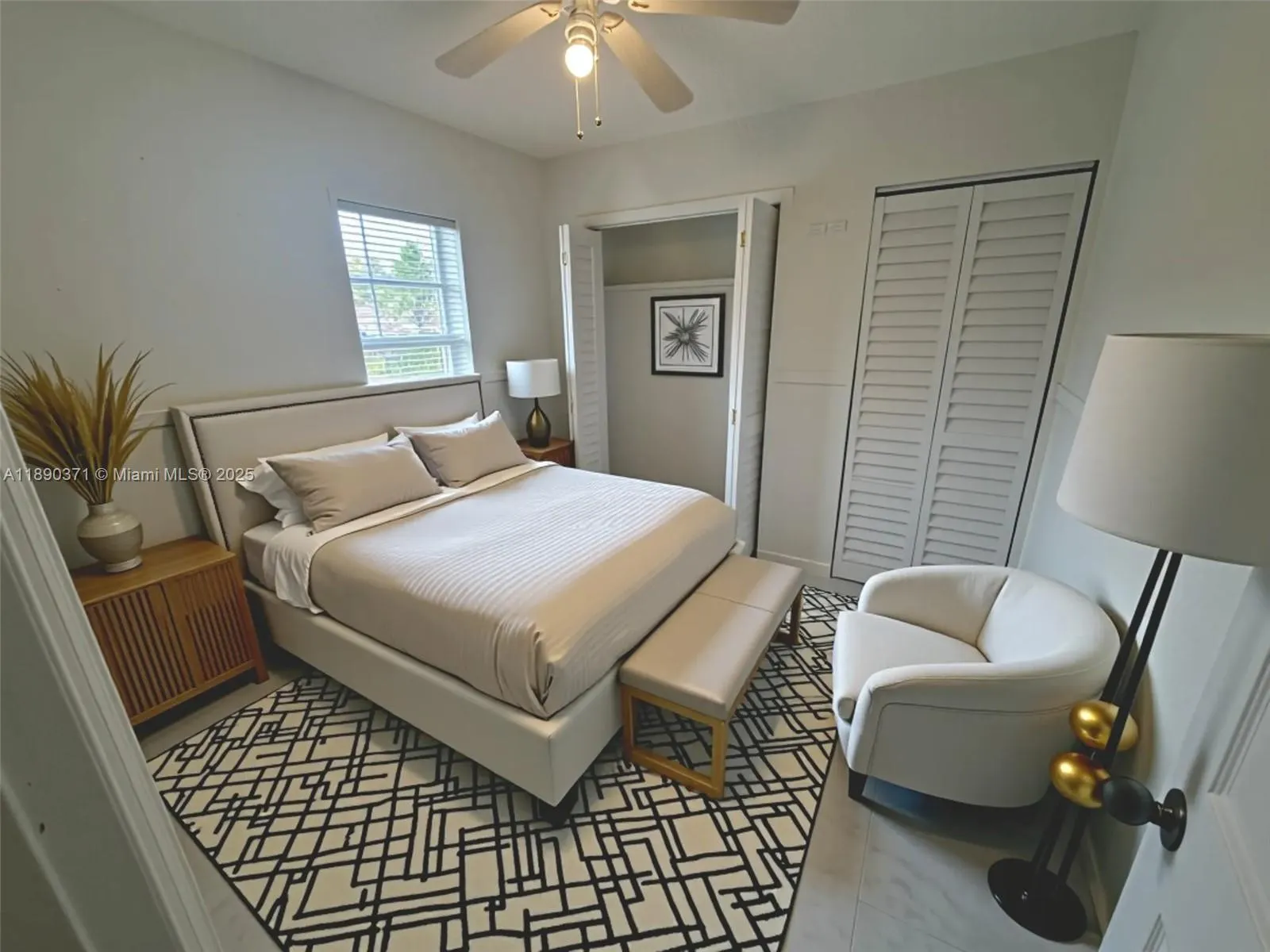815 Foster Rd, #1