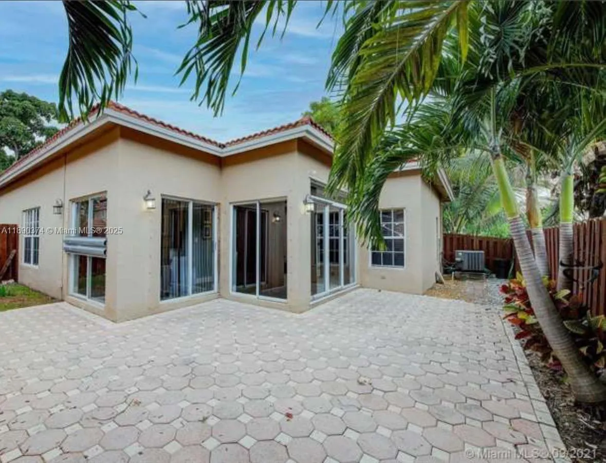 9000 SW 215th Ter, #0