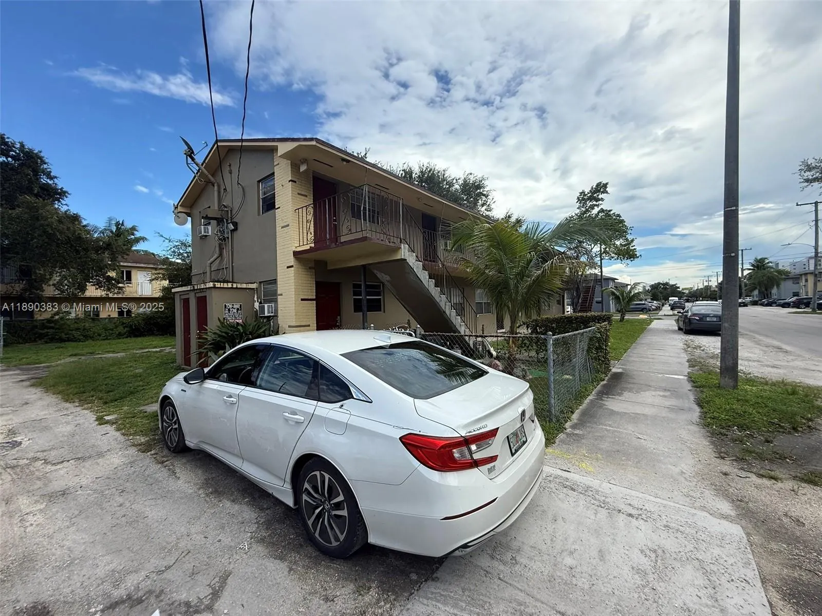 605 NW 65th St