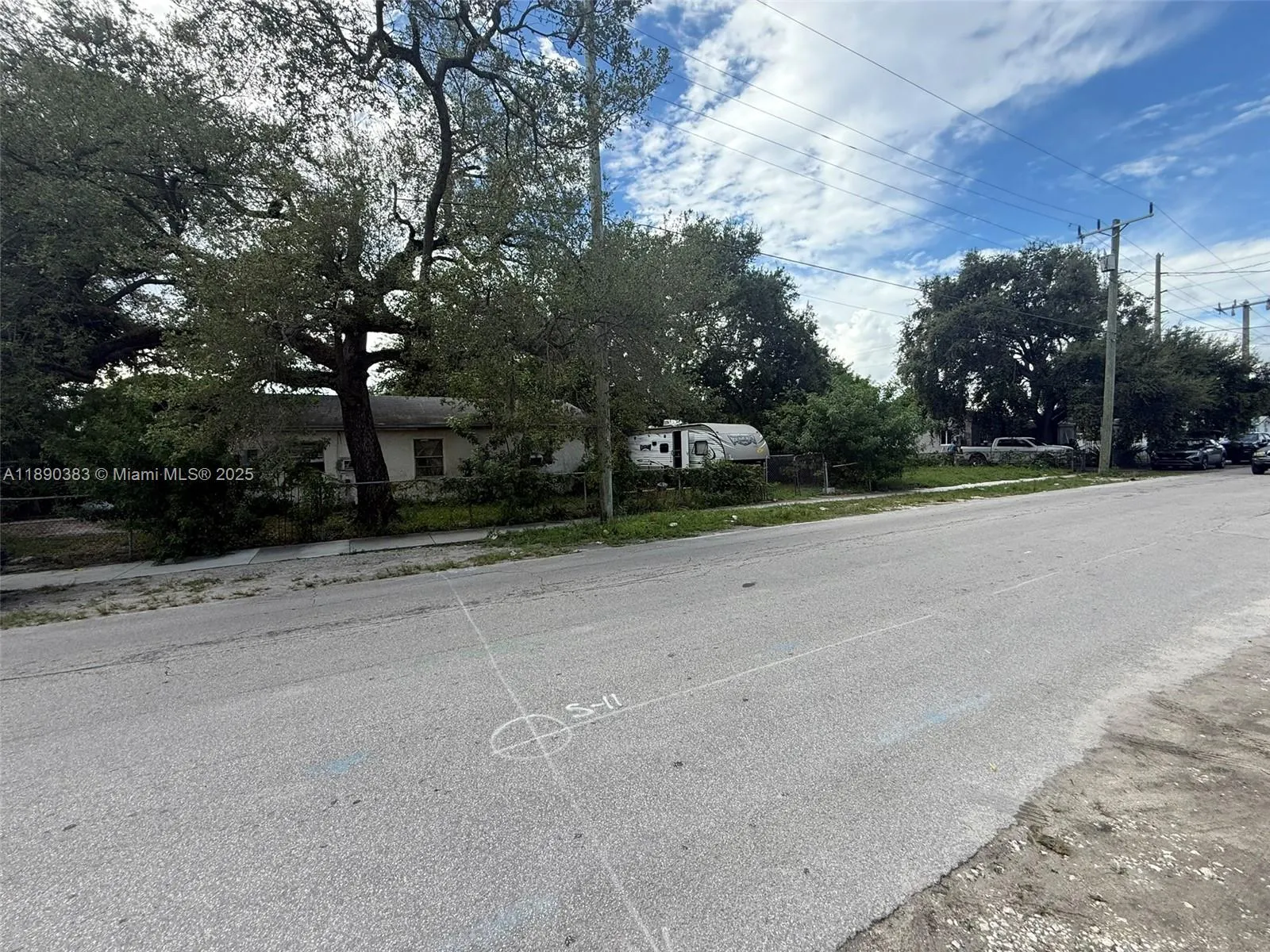605 NW 65th St