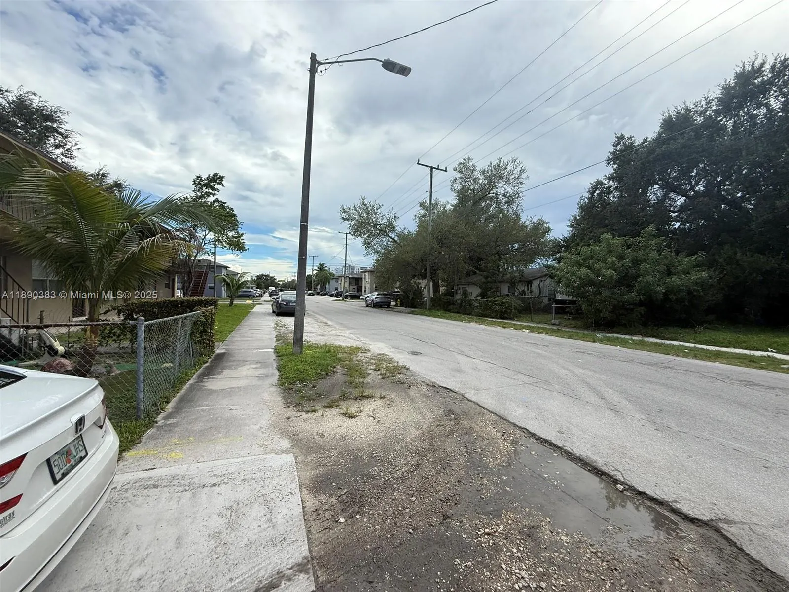 605 NW 65th St