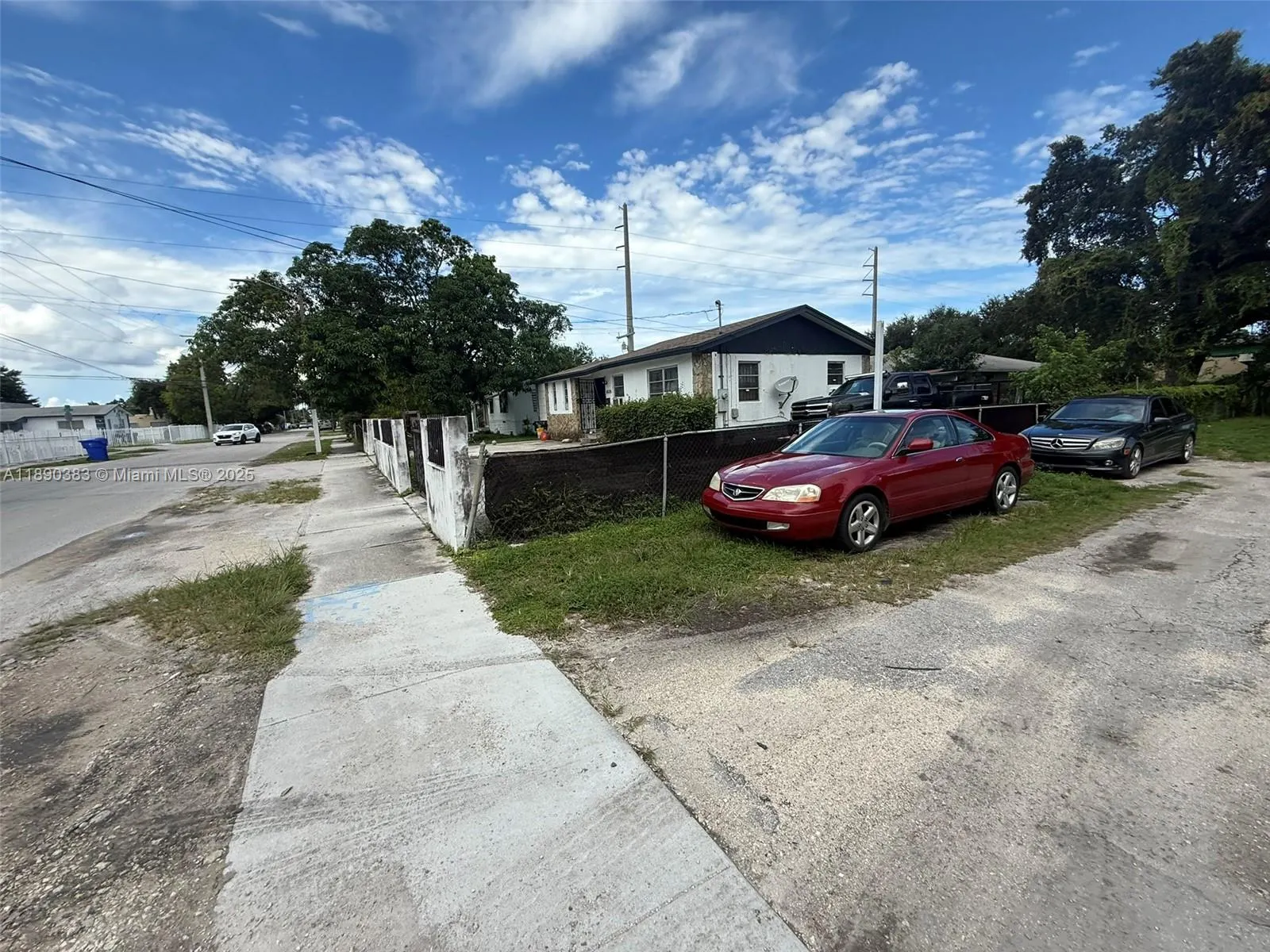 605 NW 65th St