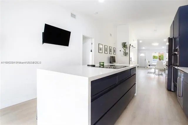 5442 W 27th Ave