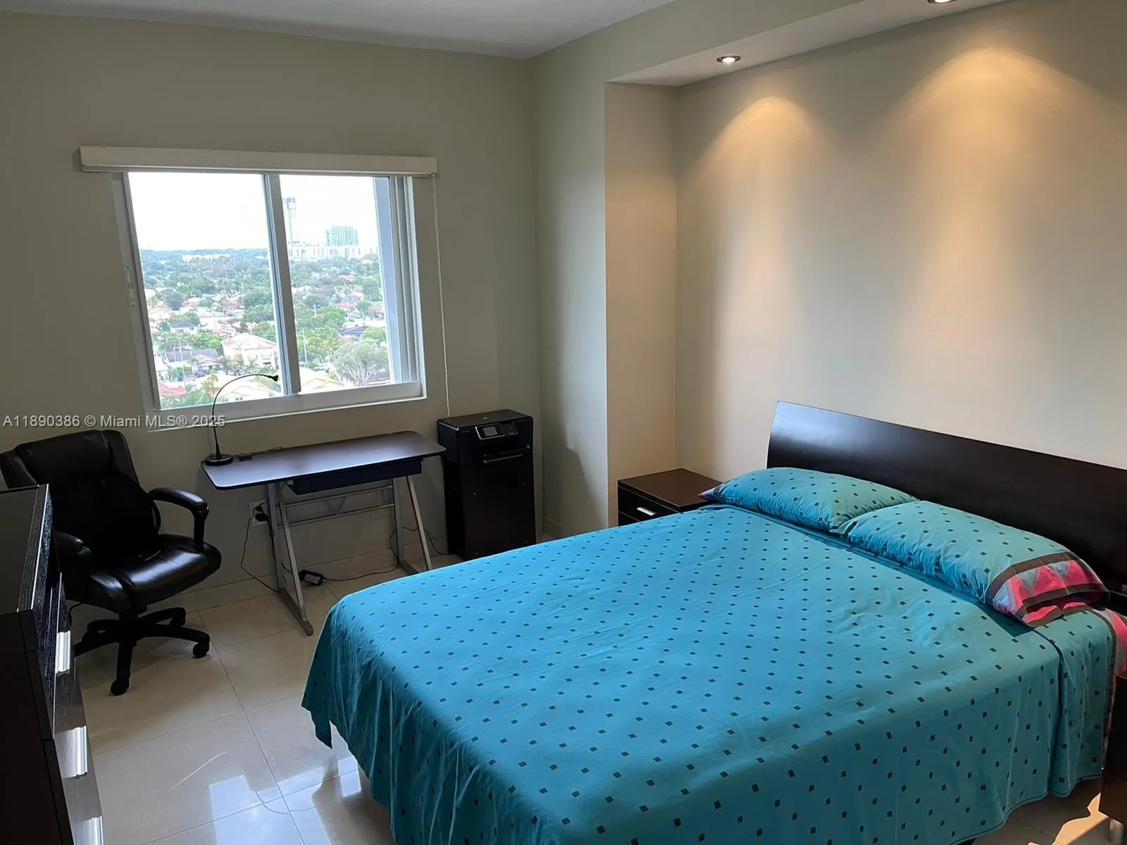 3500 Coral Way, #1403