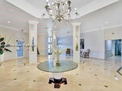 1301 NE Miami Gardens Dr, #1013W