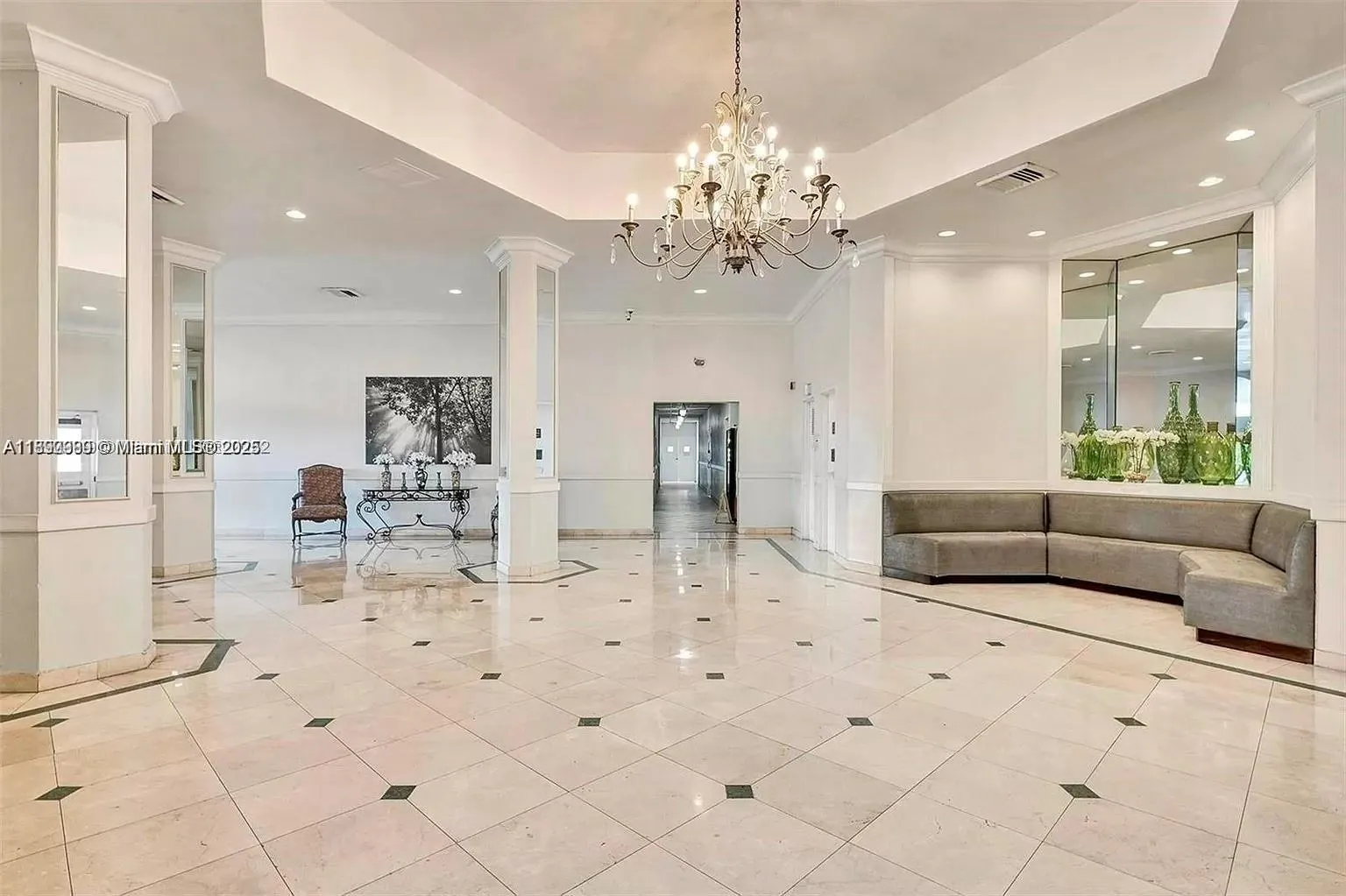 1301 NE Miami Gardens Dr, #1013W
