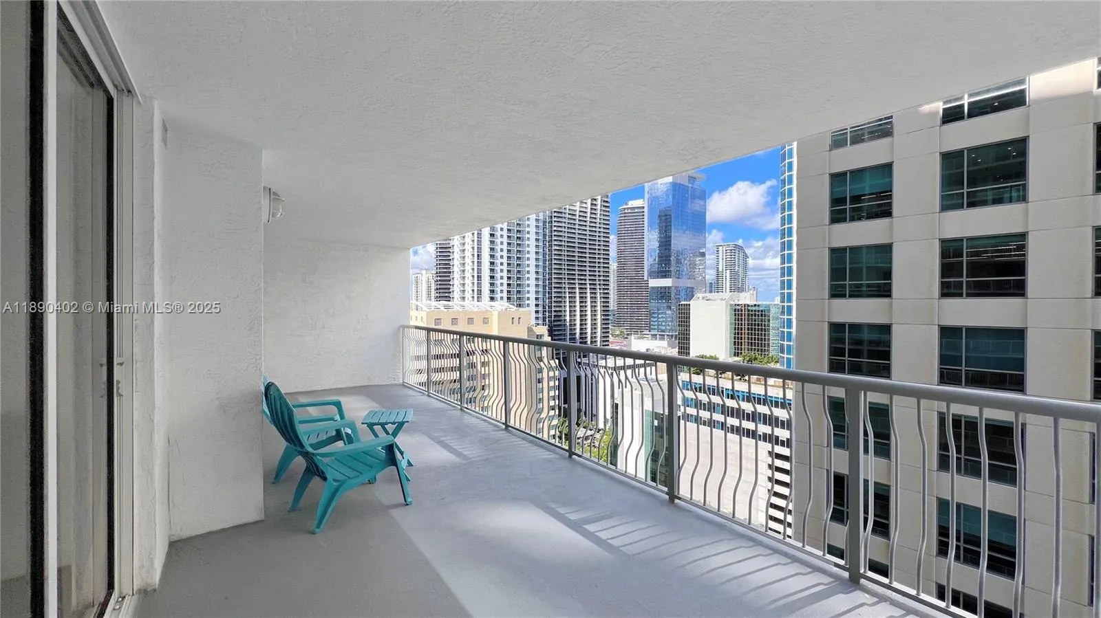 1200 Brickell Bay Dr, #2814