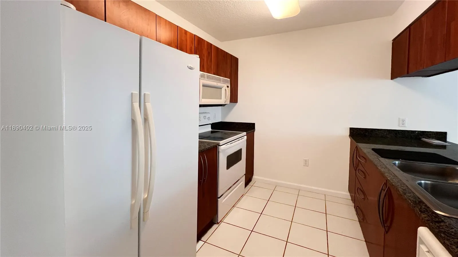 1200 Brickell Bay Dr, #2814