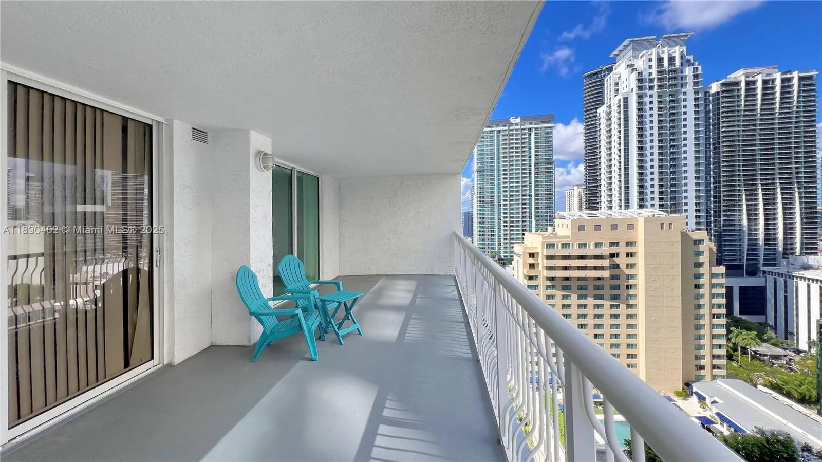 1200 Brickell Bay Dr, #2814