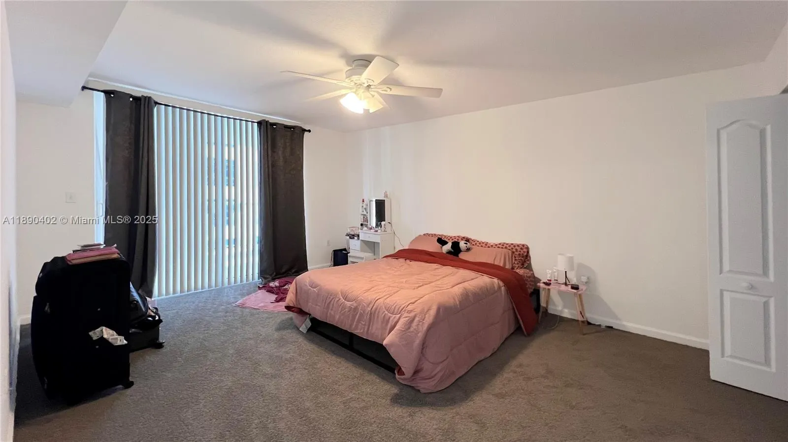 1200 Brickell Bay Dr, #2814