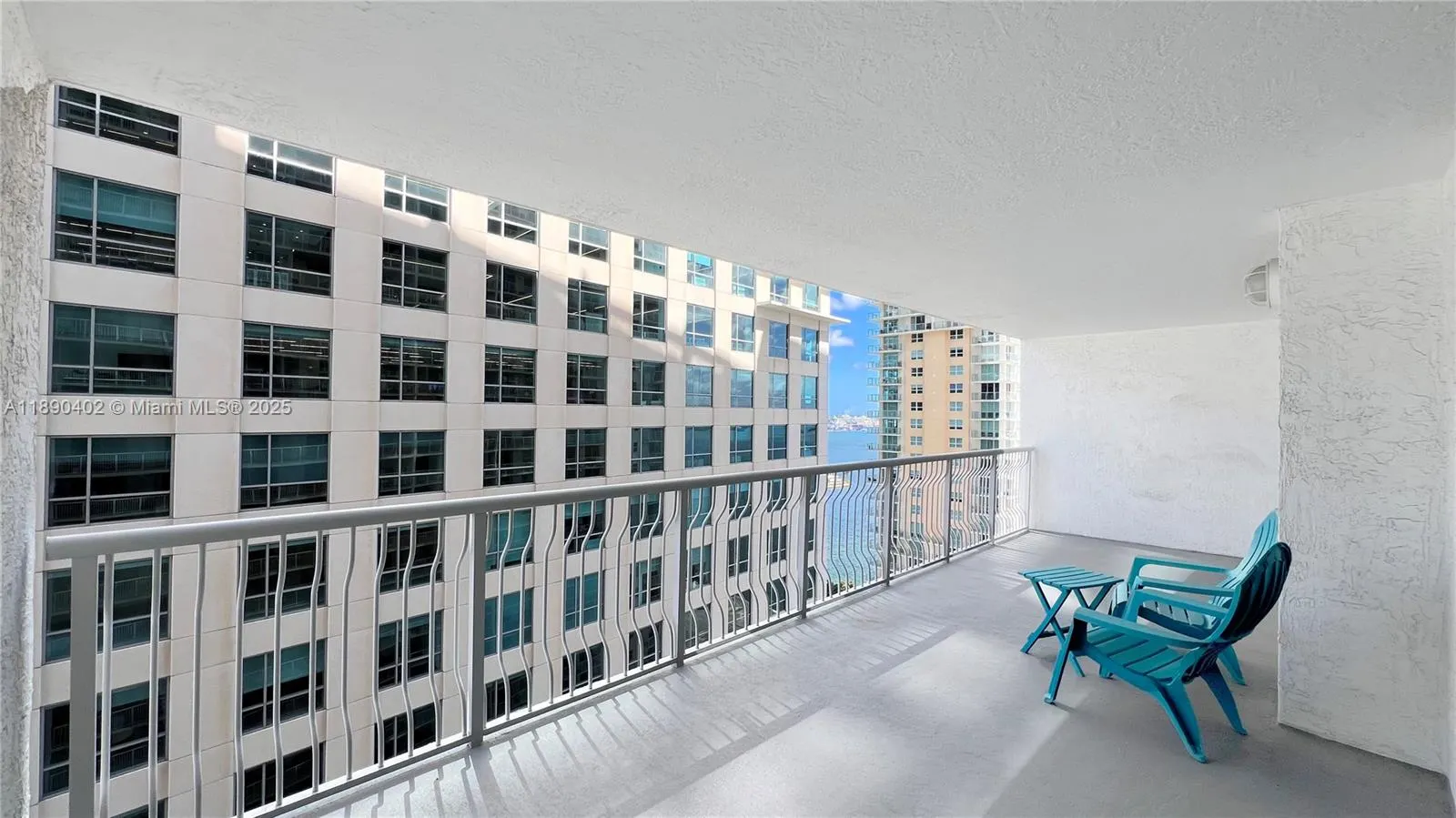 1200 Brickell Bay Dr, #2814