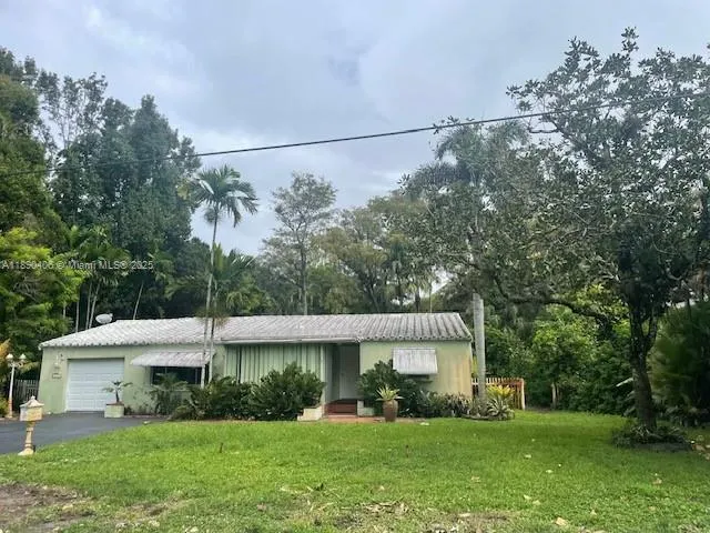 332 Bayberry Dr