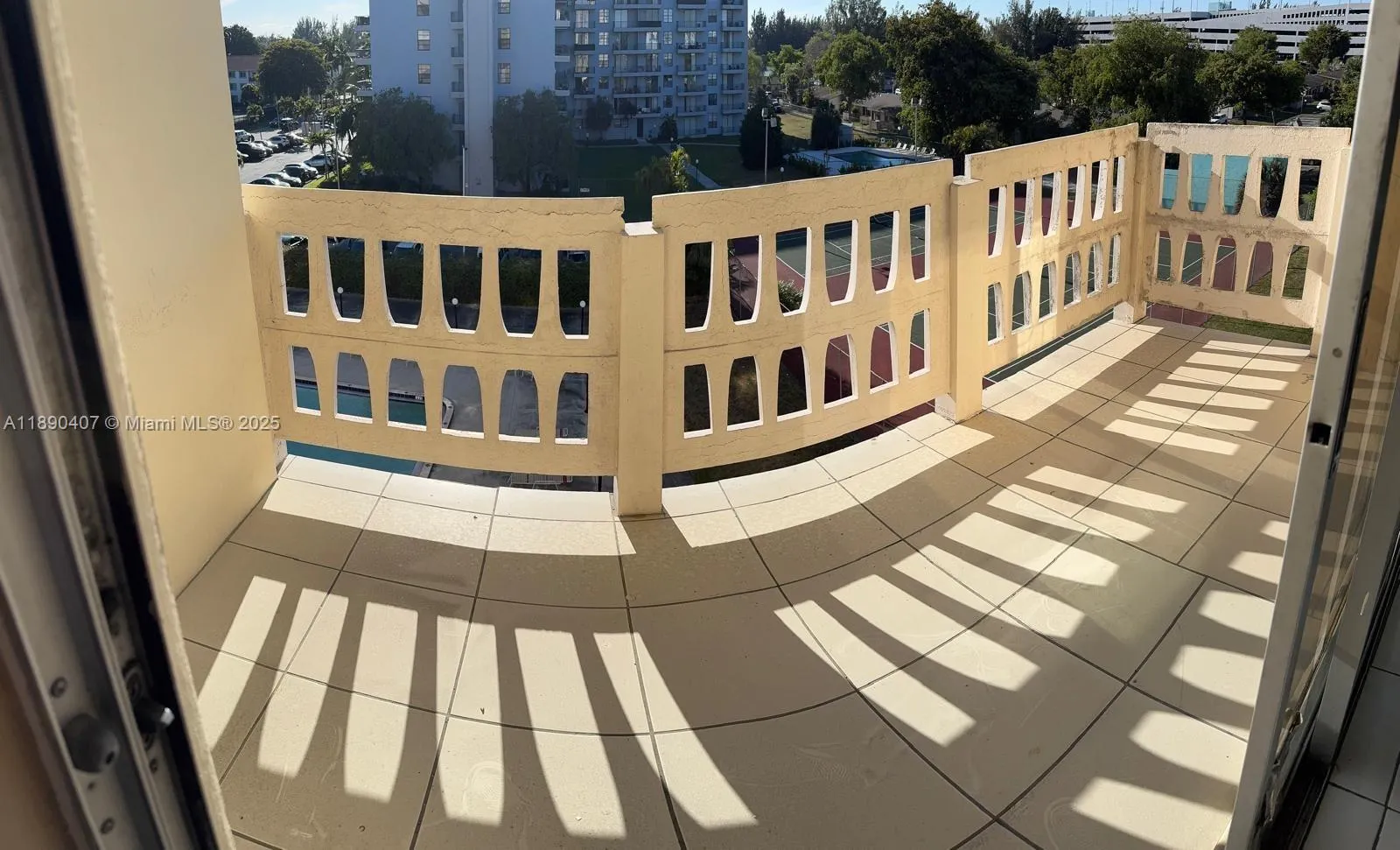 15600 NW 7th Ave, #515