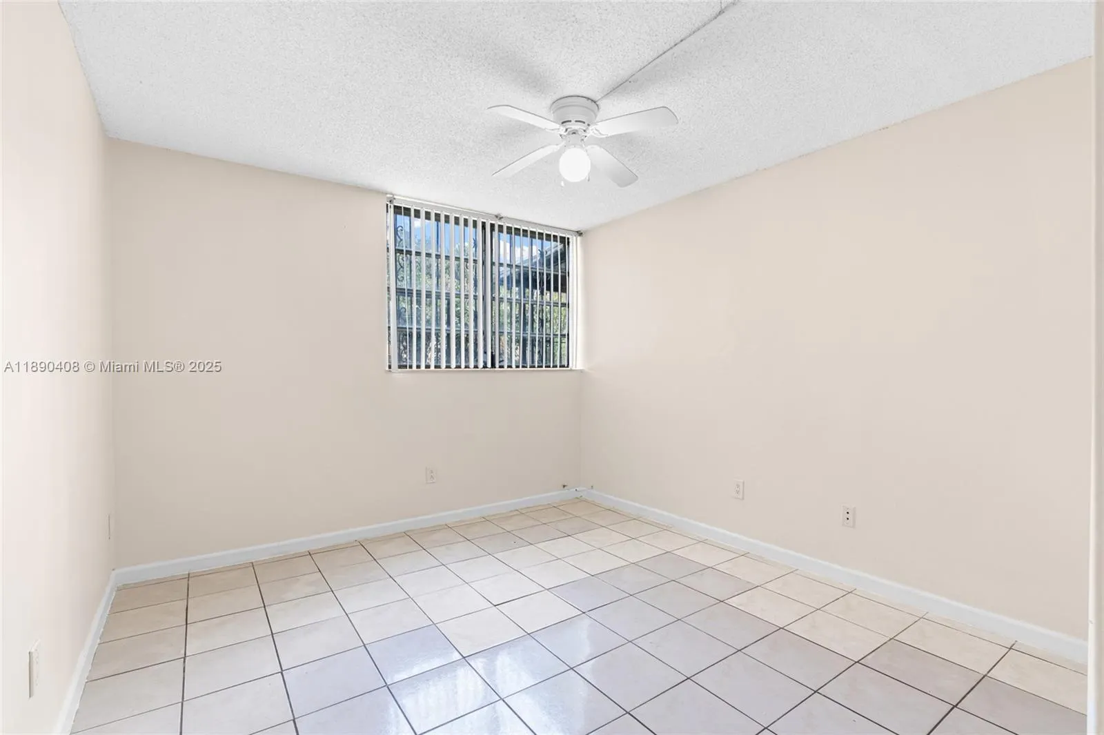 8895 Fontainebleau Blvd, #107