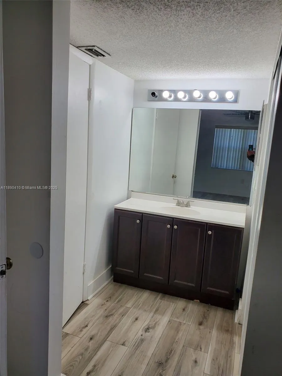 14260 SW 57th Ln, #2-105