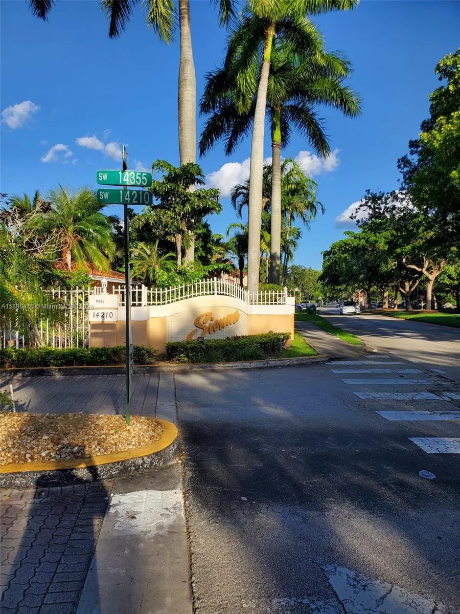 14260 SW 57th Ln, #2-105