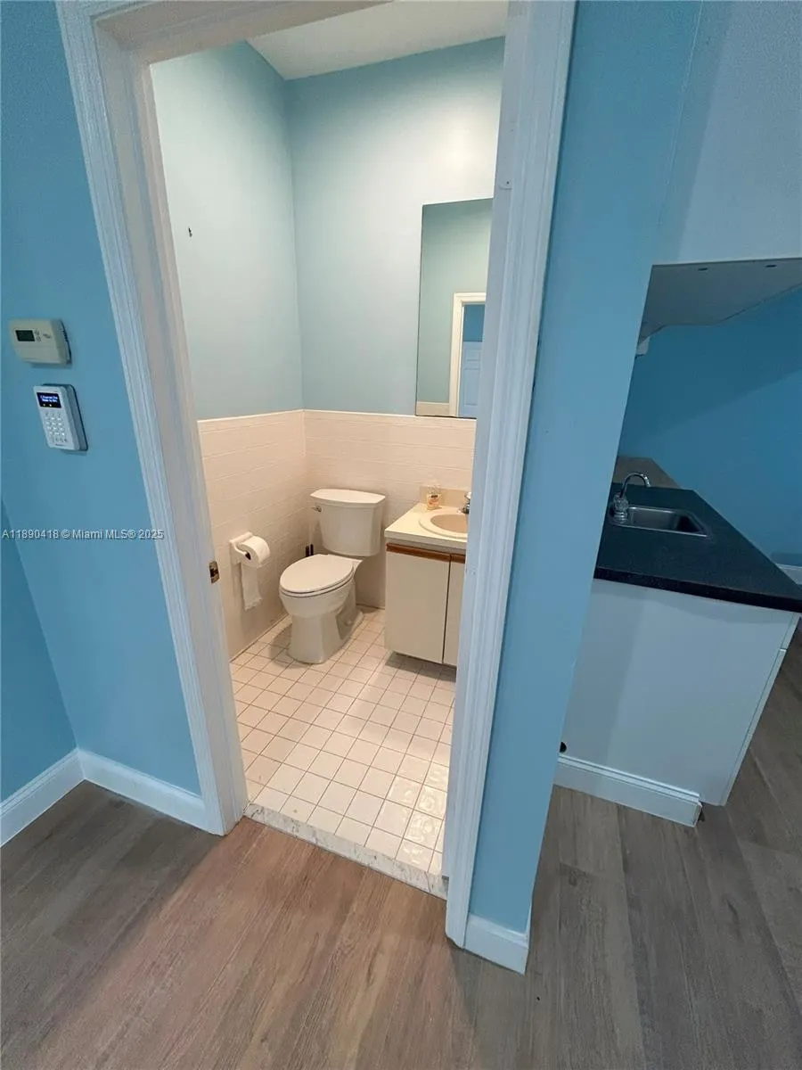 1766 20th Ave, #3