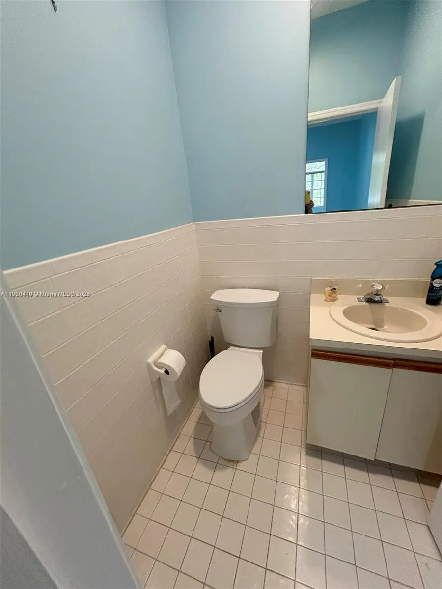 1766 20th Ave, #3