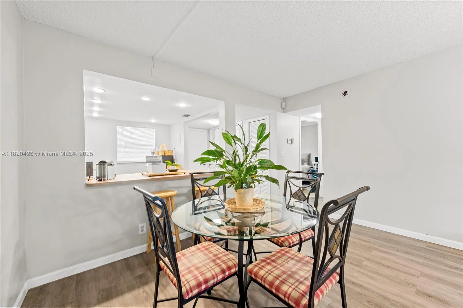 606 SW Natura Blvd, #103