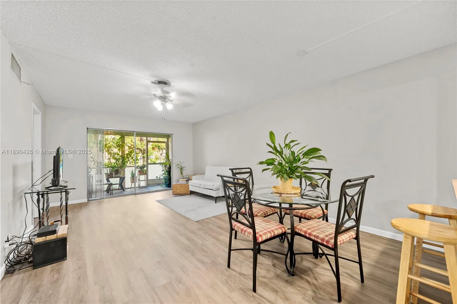 606 SW Natura Blvd, #103