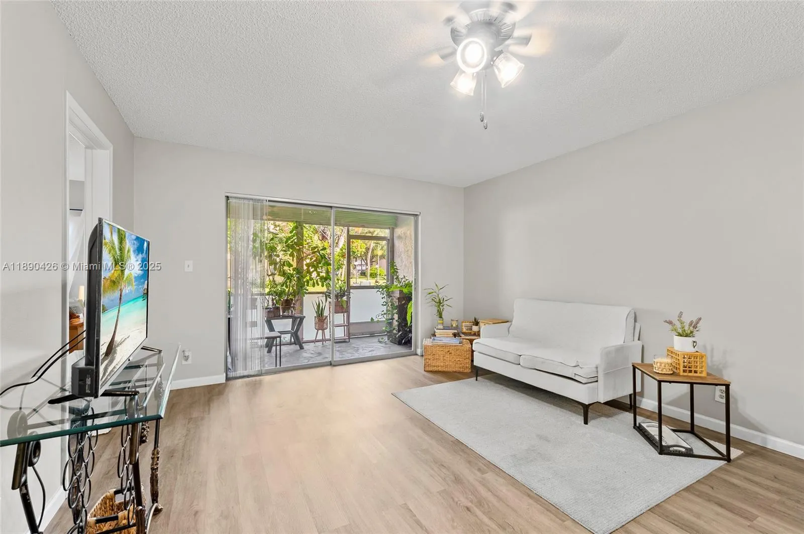 606 SW Natura Blvd, #103
