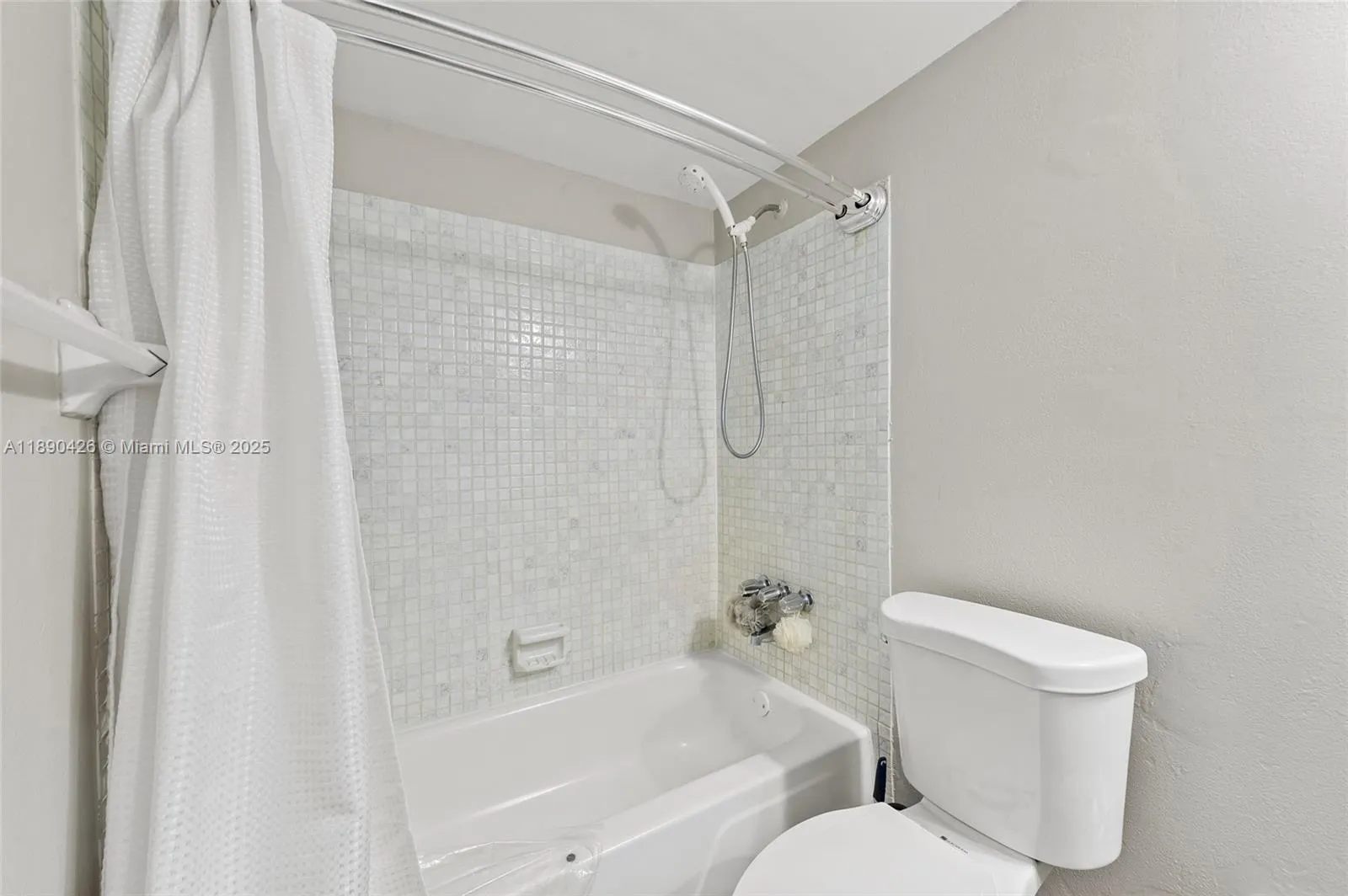 606 SW Natura Blvd, #103