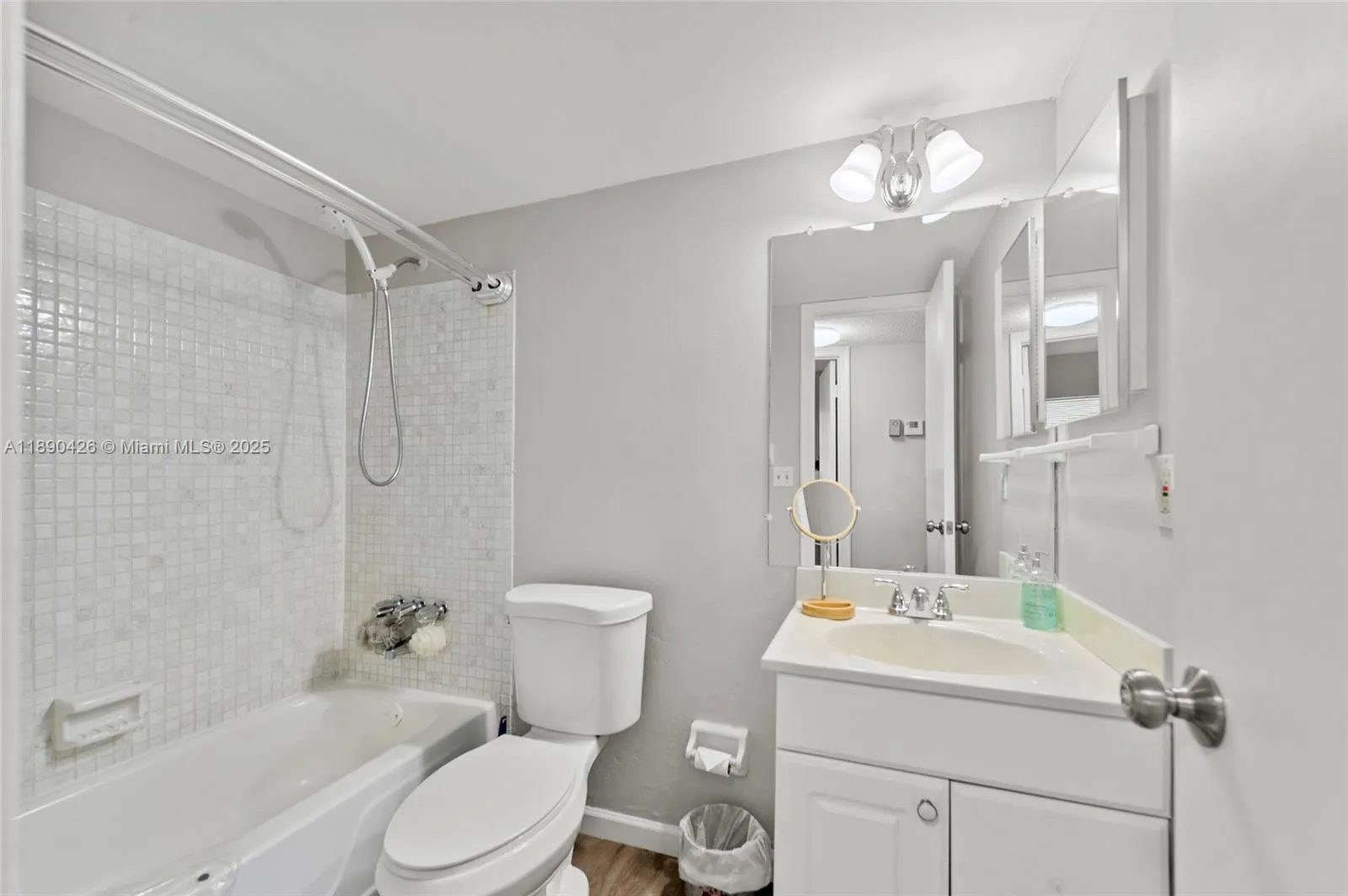 606 SW Natura Blvd, #103
