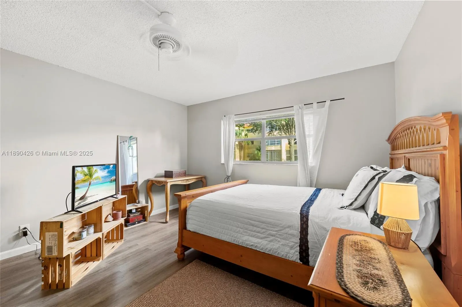 606 SW Natura Blvd, #103