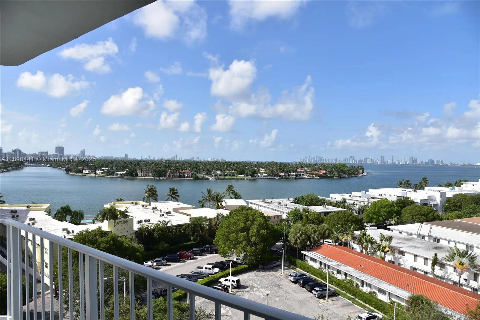 6900 Bay Dr, #9D