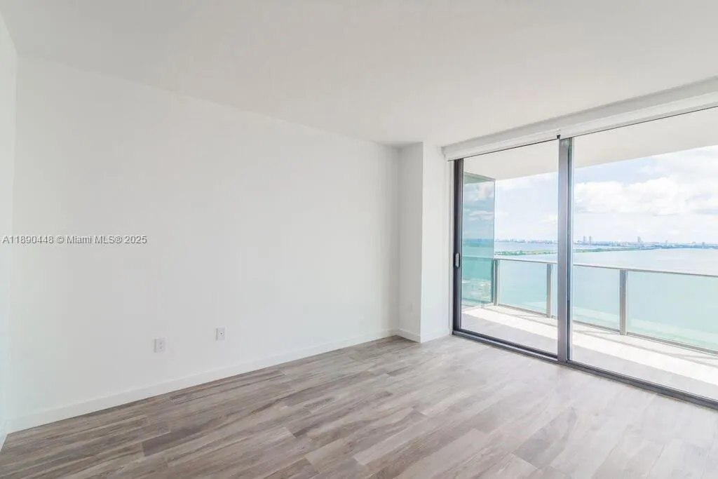 460 NE 28th St, #2508