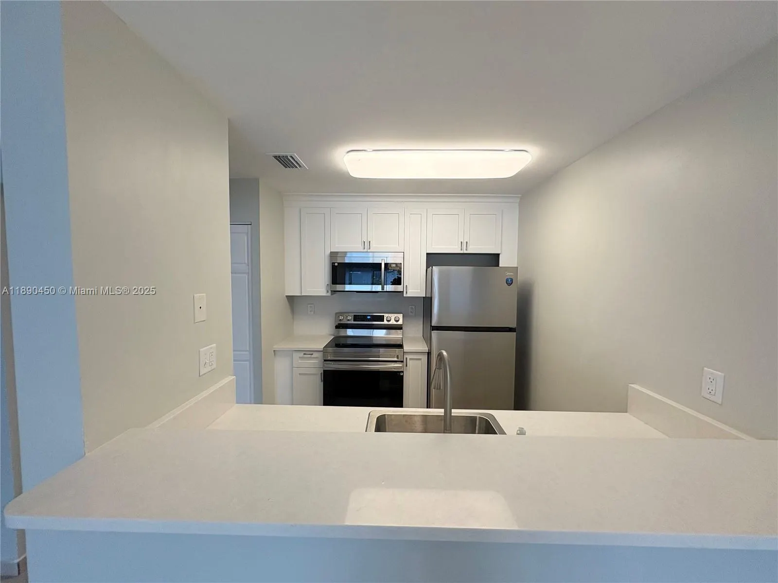 11250 SW 13th St, #201