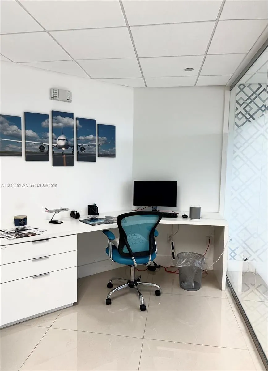 2100 Ponce De Leon Blvd, #1220
