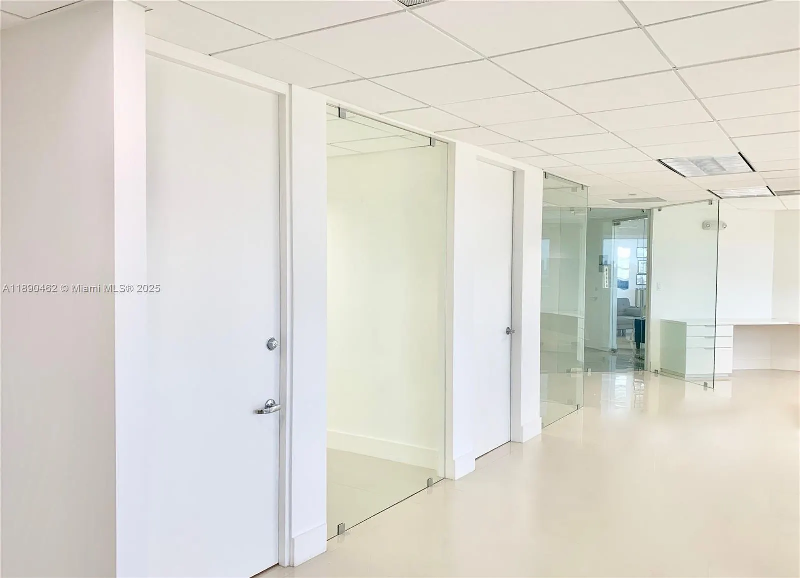 2100 Ponce De Leon Blvd, #1220