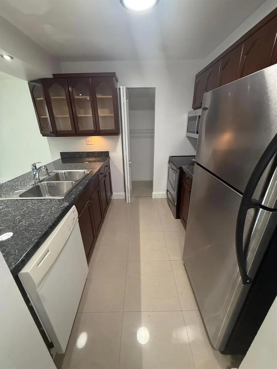 850 N Miami Ave, #W-905
