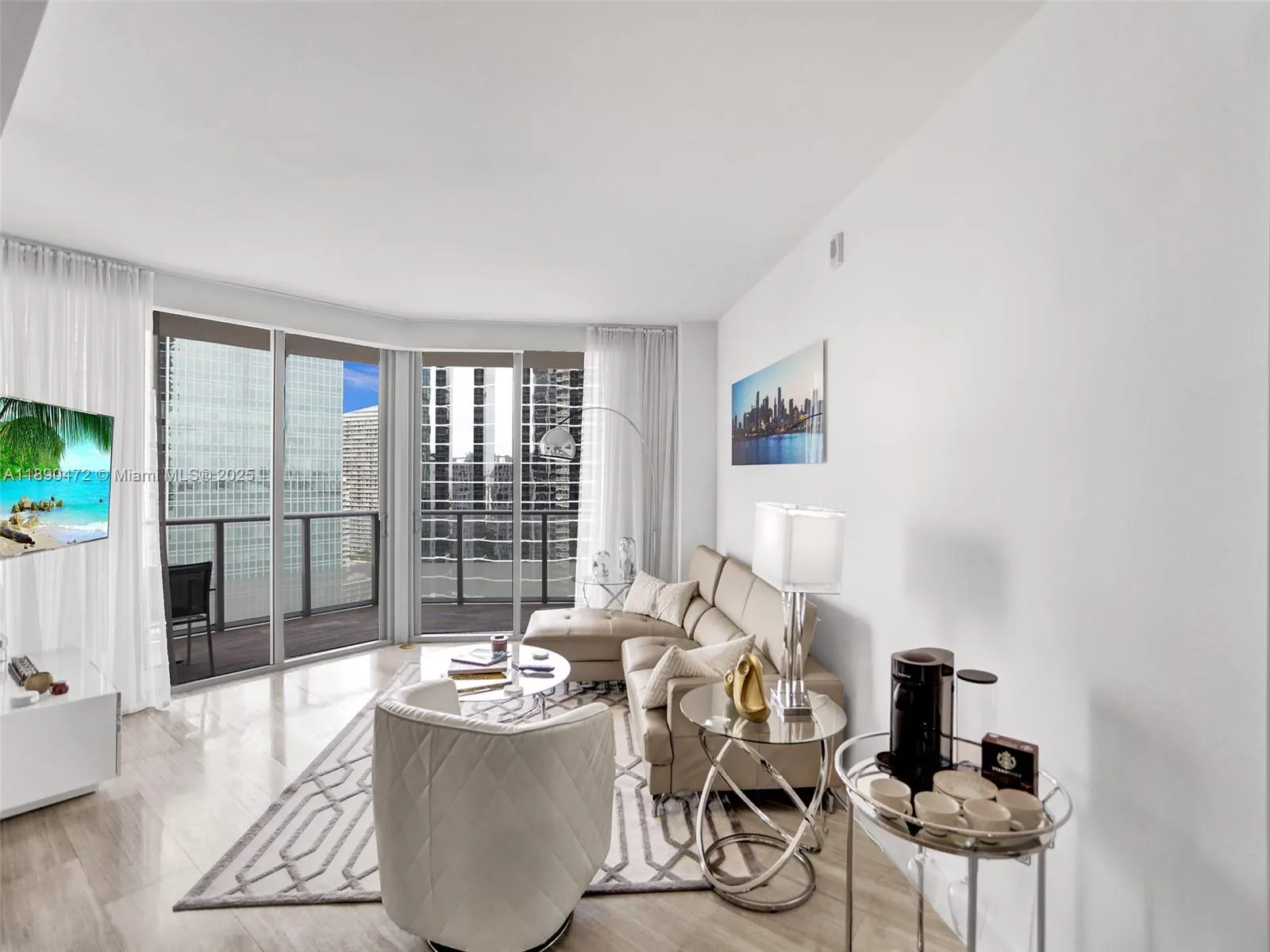 1300 Brickell Bay Dr, #2702